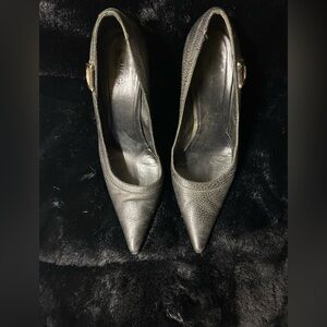 Gucci Black Leather Heels with Horsebit Gold Buckle